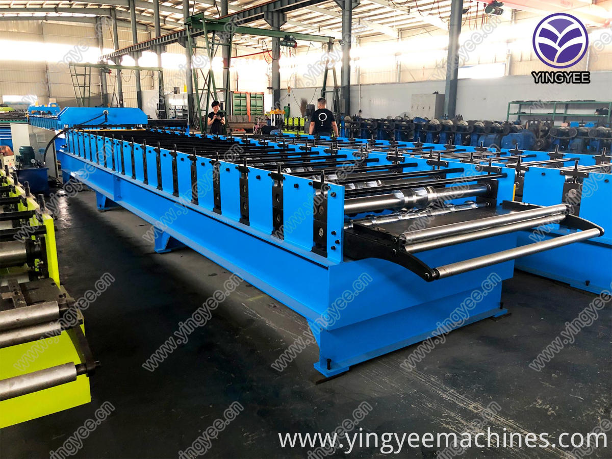 Easy And Simple To Handle Trapzoided Galvanized Metal Glazing Roofing Tile Roll Forming Making Machine